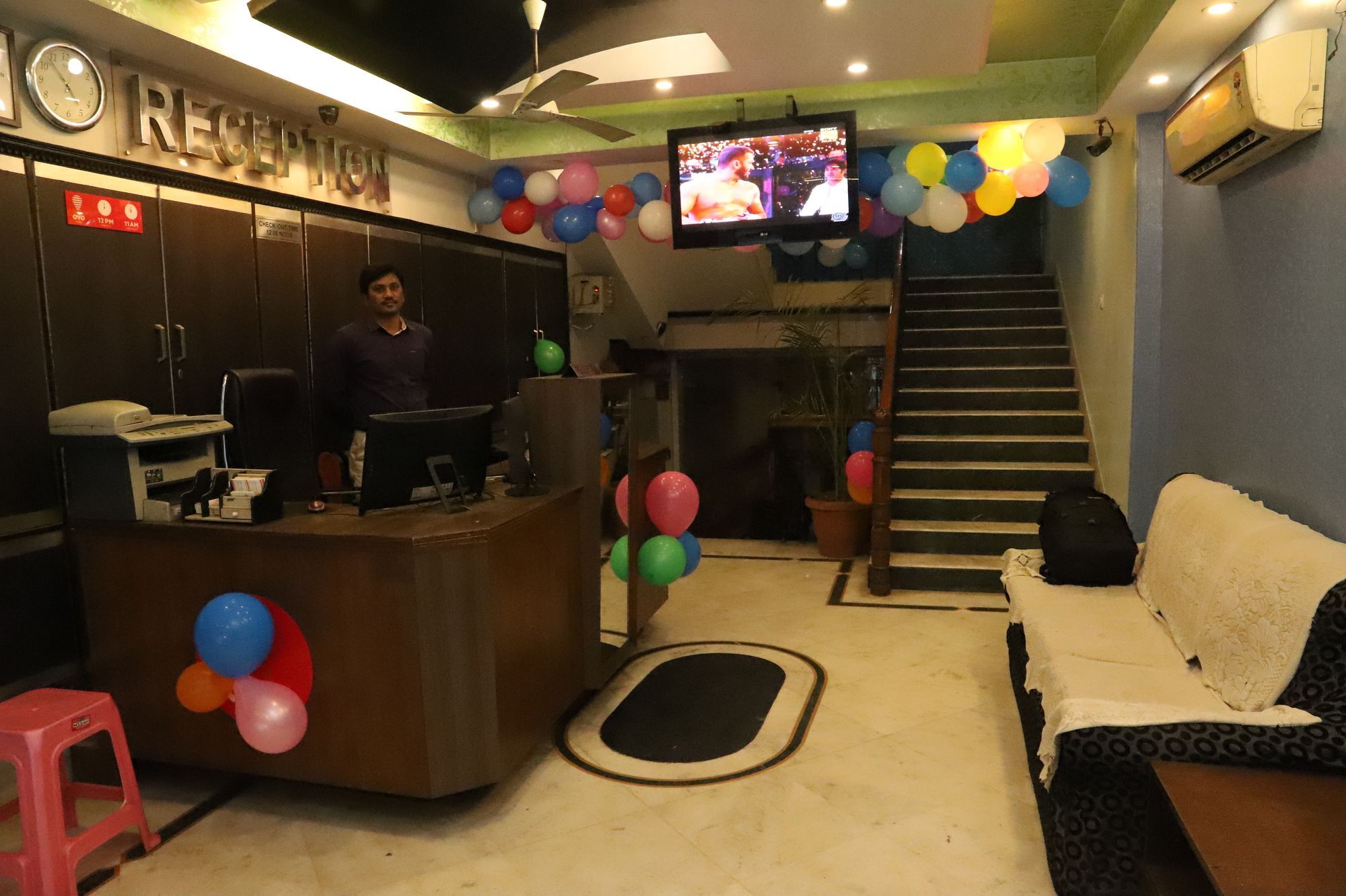 Airport Hotel Aerocity Inn New Delhi Exterior photo